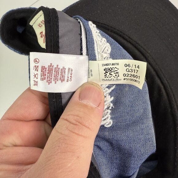 Chicago Bulls NBA Denim Acid Wash Mitchell & Ness Hat Size 7 1/2 Fitted - Picture 7 of 12